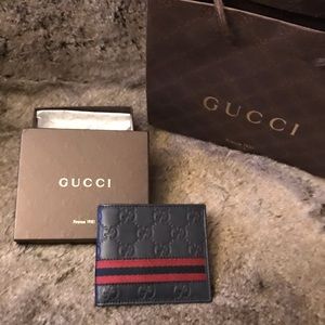 Gucci Logo Embossed Wallet *Brand New*